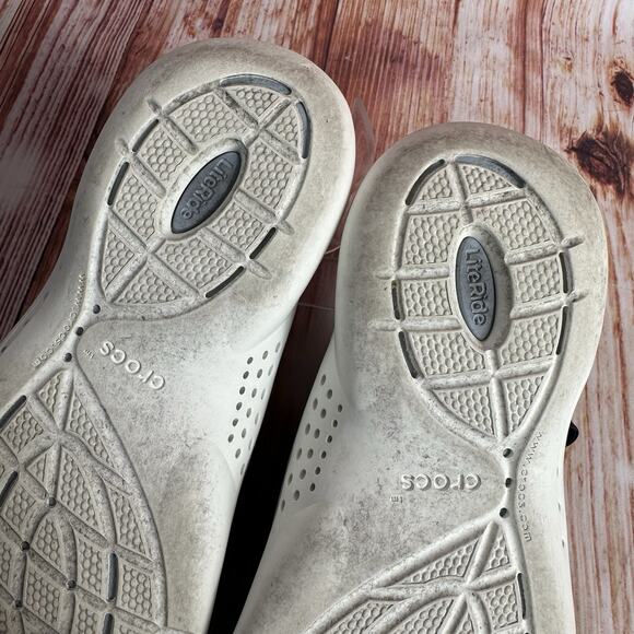 Crocs LITERIDE 360 PACER Womens Size 6 Blue Rubber Athletic Shoes Sneakers EUC - Picture 9 of 10